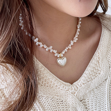 NO.X56832
特征:穿珠链, 单层链, 心形
标签:心形 天然珍珠
