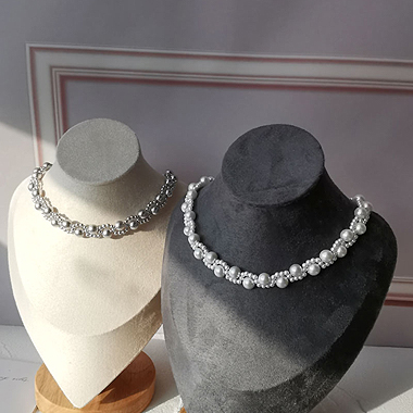 OKBA60380百搭时尚经典气质玻璃珍珠编织项链颈链
特征:其他分类特征, 平面/立体几何图形, 其他形状
标签:波浪 S形 玻璃珍珠 珠子 圆形 