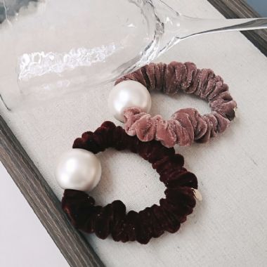 OKBA59172星空闪光星点高端天鹅绒大珍珠基础款发绳发圈
标签:发圈发绳||仿珍珠  布艺