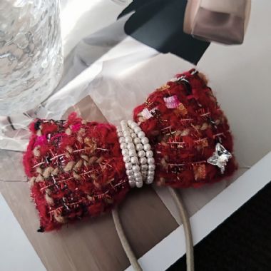 OKBA59176小香风精致珍珠蝴蝶结皮筋马尾发绳
标签:发圈发绳||蝴蝶结  仿珍珠  布艺